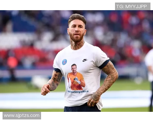 身高一米五的足球小巨人们 跨越极限的足坛传奇与非凡表现 身高一米五的足球小巨人们 跨越极限的足坛传奇与非凡表现